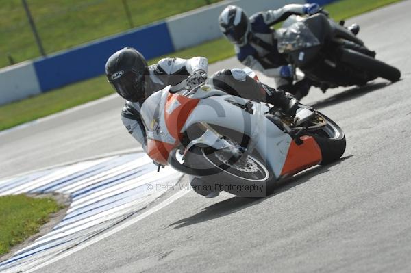 Motorcycle action photographs;Trackday digital images;donington;donington park leicestershire;donington photographs;event digital images;eventdigitalimages;no limits trackday;peter wileman photography;trackday;trackday photos