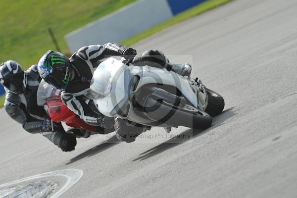 Motorcycle action photographs;Trackday digital images;donington;donington park leicestershire;donington photographs;event digital images;eventdigitalimages;no limits trackday;peter wileman photography;trackday;trackday photos