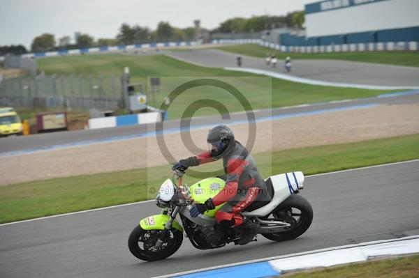 Motorcycle action photographs;Trackday digital images;donington;donington park leicestershire;donington photographs;event digital images;eventdigitalimages;no limits trackday;peter wileman photography;trackday;trackday photos