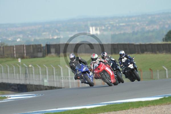 Motorcycle action photographs;Trackday digital images;donington;donington park leicestershire;donington photographs;event digital images;eventdigitalimages;no limits trackday;peter wileman photography;trackday;trackday photos