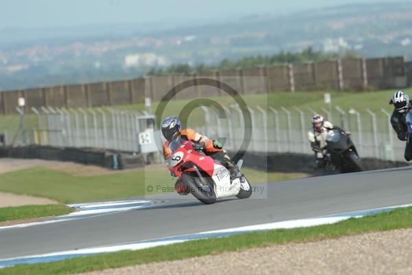 Motorcycle action photographs;Trackday digital images;donington;donington park leicestershire;donington photographs;event digital images;eventdigitalimages;no limits trackday;peter wileman photography;trackday;trackday photos