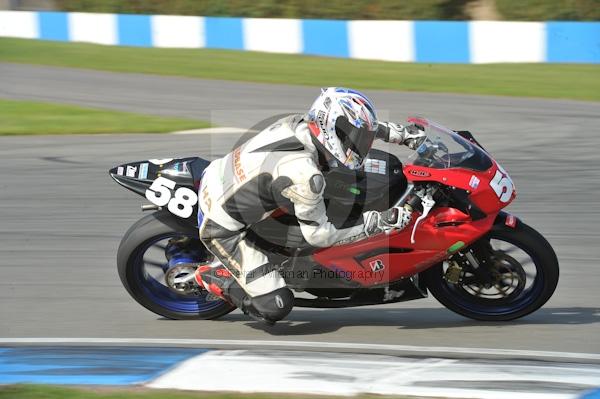 Motorcycle action photographs;Trackday digital images;donington;donington park leicestershire;donington photographs;event digital images;eventdigitalimages;no limits trackday;peter wileman photography;trackday;trackday photos