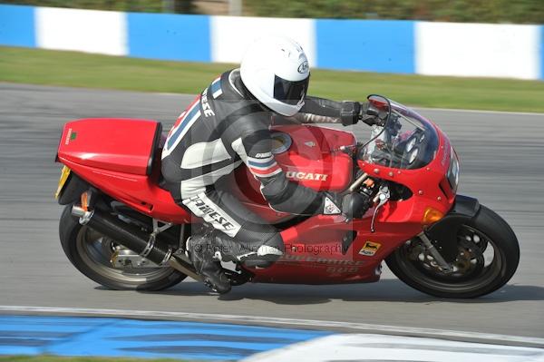 Motorcycle action photographs;Trackday digital images;donington;donington park leicestershire;donington photographs;event digital images;eventdigitalimages;no limits trackday;peter wileman photography;trackday;trackday photos