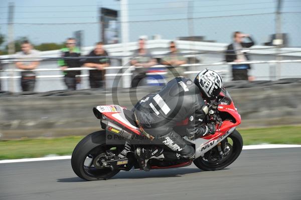 Motorcycle action photographs;Trackday digital images;donington;donington park leicestershire;donington photographs;event digital images;eventdigitalimages;no limits trackday;peter wileman photography;trackday;trackday photos
