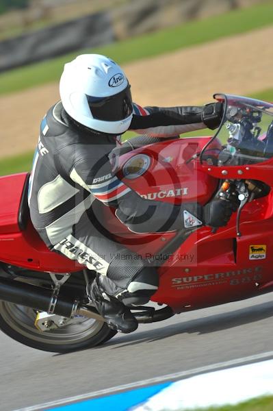Motorcycle action photographs;Trackday digital images;donington;donington park leicestershire;donington photographs;event digital images;eventdigitalimages;no limits trackday;peter wileman photography;trackday;trackday photos