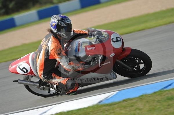 Motorcycle action photographs;Trackday digital images;donington;donington park leicestershire;donington photographs;event digital images;eventdigitalimages;no limits trackday;peter wileman photography;trackday;trackday photos