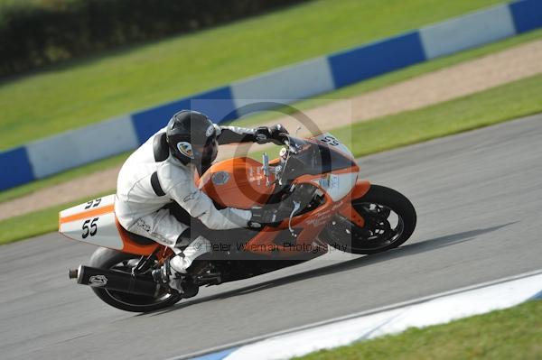 Motorcycle action photographs;Trackday digital images;donington;donington park leicestershire;donington photographs;event digital images;eventdigitalimages;no limits trackday;peter wileman photography;trackday;trackday photos