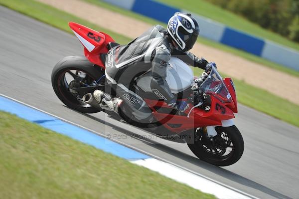 Motorcycle action photographs;Trackday digital images;donington;donington park leicestershire;donington photographs;event digital images;eventdigitalimages;no limits trackday;peter wileman photography;trackday;trackday photos