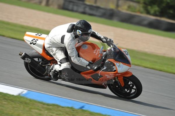 Motorcycle action photographs;Trackday digital images;donington;donington park leicestershire;donington photographs;event digital images;eventdigitalimages;no limits trackday;peter wileman photography;trackday;trackday photos