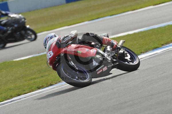 Motorcycle action photographs;Trackday digital images;donington;donington park leicestershire;donington photographs;event digital images;eventdigitalimages;no limits trackday;peter wileman photography;trackday;trackday photos