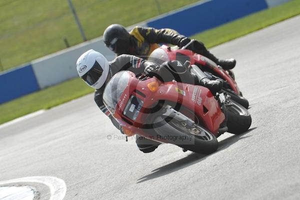Motorcycle action photographs;Trackday digital images;donington;donington park leicestershire;donington photographs;event digital images;eventdigitalimages;no limits trackday;peter wileman photography;trackday;trackday photos