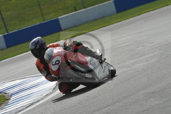 Motorcycle action photographs;Trackday digital images;donington;donington park leicestershire;donington photographs;event digital images;eventdigitalimages;no limits trackday;peter wileman photography;trackday;trackday photos
