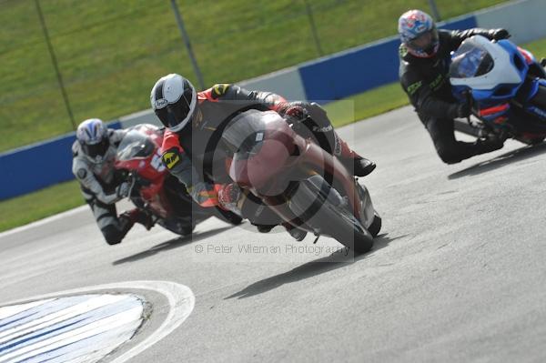 Motorcycle action photographs;Trackday digital images;donington;donington park leicestershire;donington photographs;event digital images;eventdigitalimages;no limits trackday;peter wileman photography;trackday;trackday photos