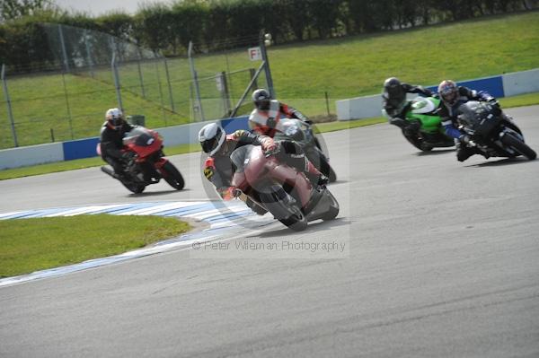 Motorcycle action photographs;Trackday digital images;donington;donington park leicestershire;donington photographs;event digital images;eventdigitalimages;no limits trackday;peter wileman photography;trackday;trackday photos