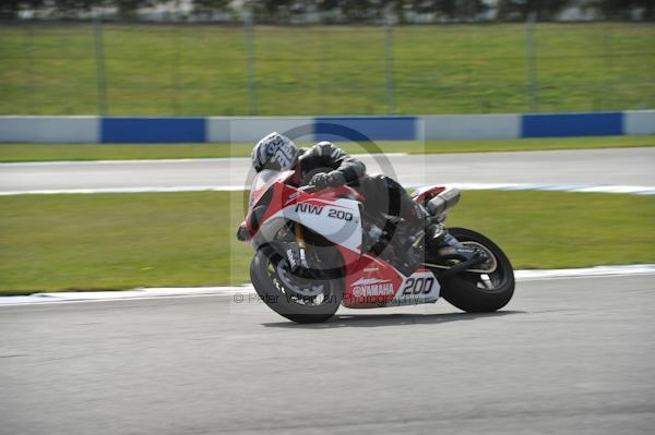 Motorcycle action photographs;Trackday digital images;donington;donington park leicestershire;donington photographs;event digital images;eventdigitalimages;no limits trackday;peter wileman photography;trackday;trackday photos
