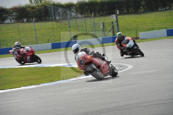 Motorcycle action photographs;Trackday digital images;donington;donington park leicestershire;donington photographs;event digital images;eventdigitalimages;no limits trackday;peter wileman photography;trackday;trackday photos