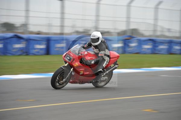 Motorcycle action photographs;Trackday digital images;donington;donington park leicestershire;donington photographs;event digital images;eventdigitalimages;no limits trackday;peter wileman photography;trackday;trackday photos