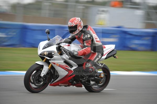 Motorcycle action photographs;Trackday digital images;donington;donington park leicestershire;donington photographs;event digital images;eventdigitalimages;no limits trackday;peter wileman photography;trackday;trackday photos