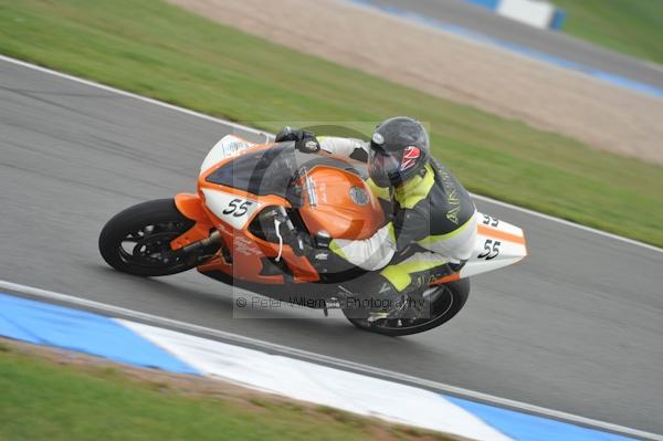Motorcycle action photographs;Trackday digital images;donington;donington park leicestershire;donington photographs;event digital images;eventdigitalimages;no limits trackday;peter wileman photography;trackday;trackday photos