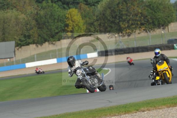Motorcycle action photographs;Trackday digital images;donington;donington park leicestershire;donington photographs;event digital images;eventdigitalimages;no limits trackday;peter wileman photography;trackday;trackday photos