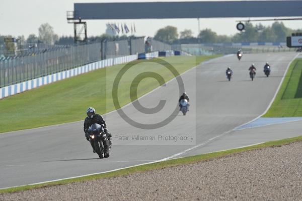 Motorcycle action photographs;Trackday digital images;donington;donington park leicestershire;donington photographs;event digital images;eventdigitalimages;no limits trackday;peter wileman photography;trackday;trackday photos