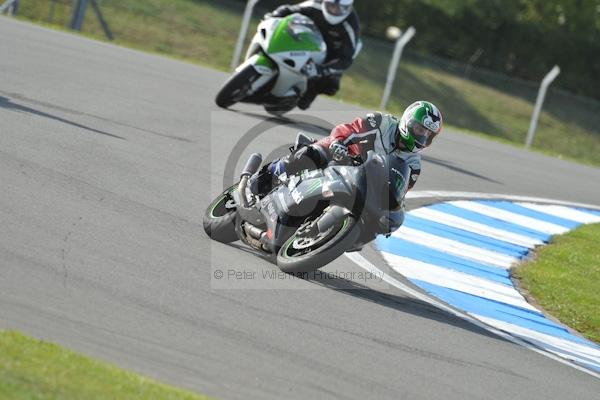 Motorcycle action photographs;Trackday digital images;donington;donington park leicestershire;donington photographs;event digital images;eventdigitalimages;no limits trackday;peter wileman photography;trackday;trackday photos