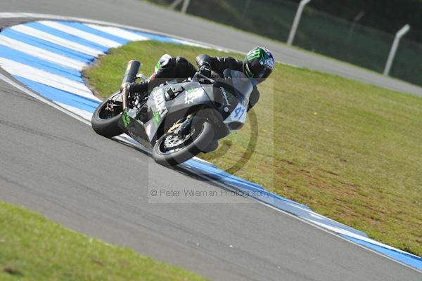 Motorcycle action photographs;Trackday digital images;donington;donington park leicestershire;donington photographs;event digital images;eventdigitalimages;no limits trackday;peter wileman photography;trackday;trackday photos
