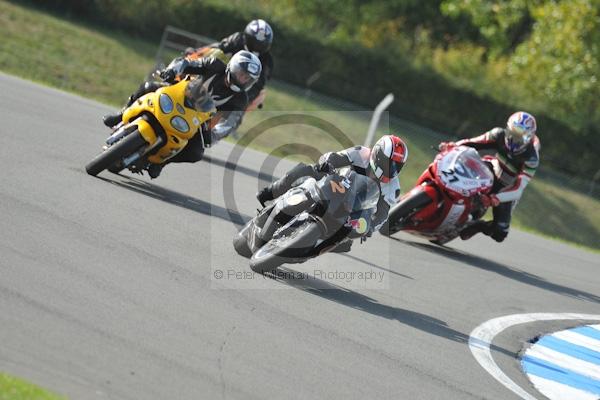 Motorcycle action photographs;Trackday digital images;donington;donington park leicestershire;donington photographs;event digital images;eventdigitalimages;no limits trackday;peter wileman photography;trackday;trackday photos