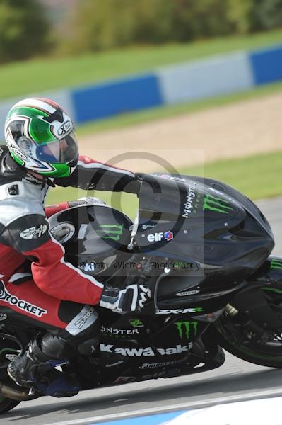 Motorcycle action photographs;Trackday digital images;donington;donington park leicestershire;donington photographs;event digital images;eventdigitalimages;no limits trackday;peter wileman photography;trackday;trackday photos