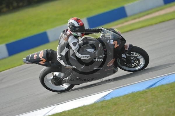 Motorcycle action photographs;Trackday digital images;donington;donington park leicestershire;donington photographs;event digital images;eventdigitalimages;no limits trackday;peter wileman photography;trackday;trackday photos