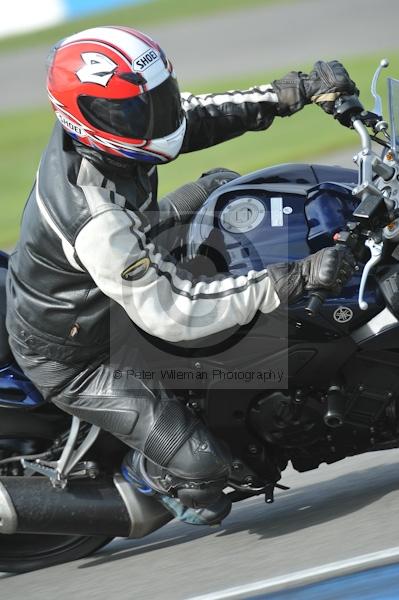 Motorcycle action photographs;Trackday digital images;donington;donington park leicestershire;donington photographs;event digital images;eventdigitalimages;no limits trackday;peter wileman photography;trackday;trackday photos