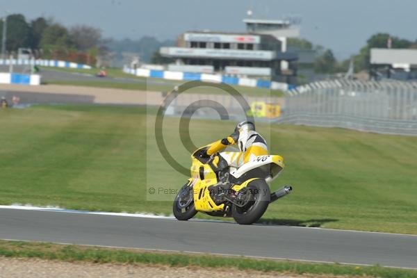 Motorcycle action photographs;Trackday digital images;donington;donington park leicestershire;donington photographs;event digital images;eventdigitalimages;no limits trackday;peter wileman photography;trackday;trackday photos