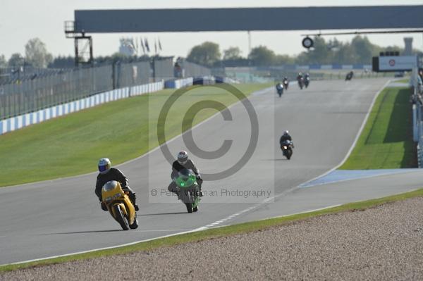 Motorcycle action photographs;Trackday digital images;donington;donington park leicestershire;donington photographs;event digital images;eventdigitalimages;no limits trackday;peter wileman photography;trackday;trackday photos