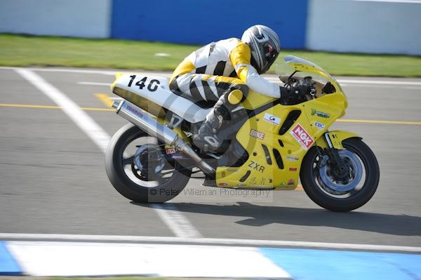 Motorcycle action photographs;Trackday digital images;donington;donington park leicestershire;donington photographs;event digital images;eventdigitalimages;no limits trackday;peter wileman photography;trackday;trackday photos