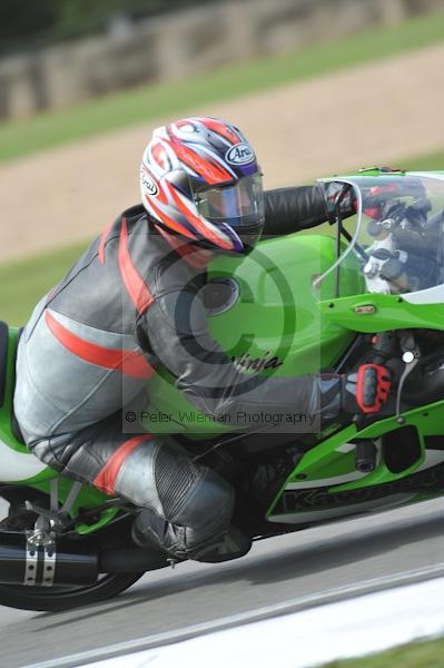 Motorcycle action photographs;Trackday digital images;donington;donington park leicestershire;donington photographs;event digital images;eventdigitalimages;no limits trackday;peter wileman photography;trackday;trackday photos