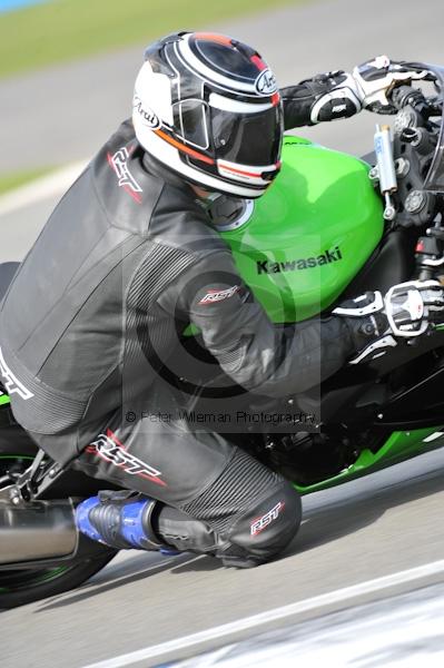 Motorcycle action photographs;Trackday digital images;donington;donington park leicestershire;donington photographs;event digital images;eventdigitalimages;no limits trackday;peter wileman photography;trackday;trackday photos