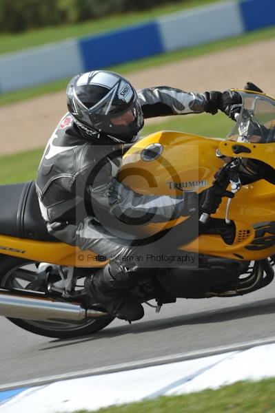 Motorcycle action photographs;Trackday digital images;donington;donington park leicestershire;donington photographs;event digital images;eventdigitalimages;no limits trackday;peter wileman photography;trackday;trackday photos