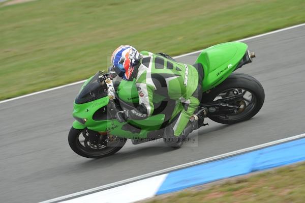 Motorcycle action photographs;Trackday digital images;donington;donington park leicestershire;donington photographs;event digital images;eventdigitalimages;no limits trackday;peter wileman photography;trackday;trackday photos