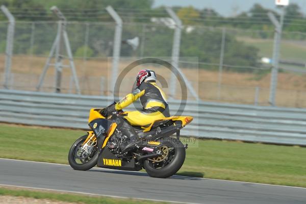 Motorcycle action photographs;Trackday digital images;donington;donington park leicestershire;donington photographs;event digital images;eventdigitalimages;no limits trackday;peter wileman photography;trackday;trackday photos