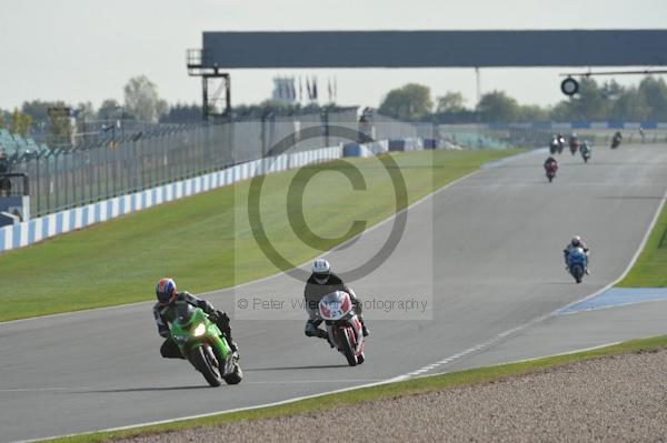 Motorcycle action photographs;Trackday digital images;donington;donington park leicestershire;donington photographs;event digital images;eventdigitalimages;no limits trackday;peter wileman photography;trackday;trackday photos