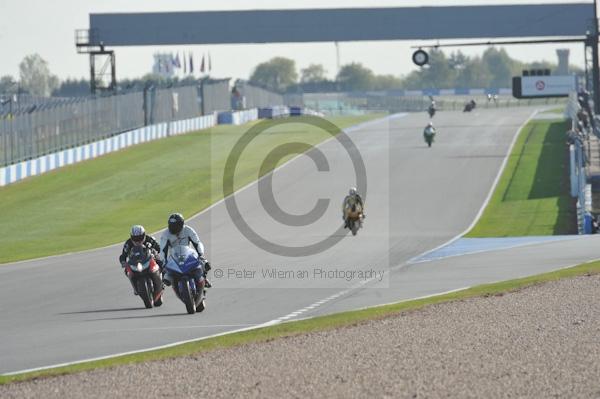 Motorcycle action photographs;Trackday digital images;donington;donington park leicestershire;donington photographs;event digital images;eventdigitalimages;no limits trackday;peter wileman photography;trackday;trackday photos