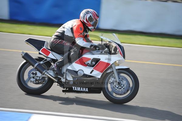 Motorcycle action photographs;Trackday digital images;donington;donington park leicestershire;donington photographs;event digital images;eventdigitalimages;no limits trackday;peter wileman photography;trackday;trackday photos