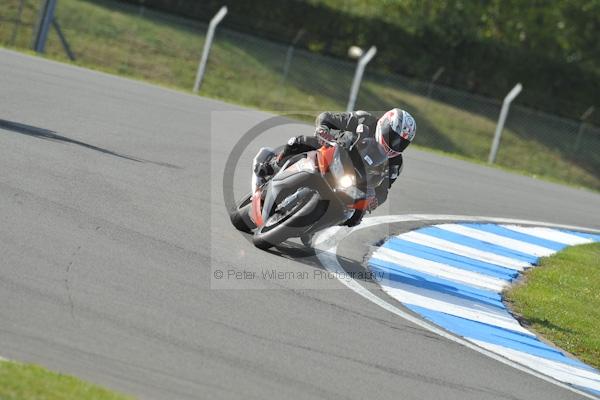 Motorcycle action photographs;Trackday digital images;donington;donington park leicestershire;donington photographs;event digital images;eventdigitalimages;no limits trackday;peter wileman photography;trackday;trackday photos