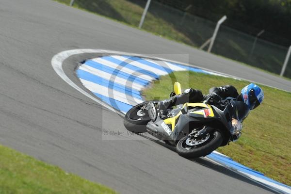 Motorcycle action photographs;Trackday digital images;donington;donington park leicestershire;donington photographs;event digital images;eventdigitalimages;no limits trackday;peter wileman photography;trackday;trackday photos