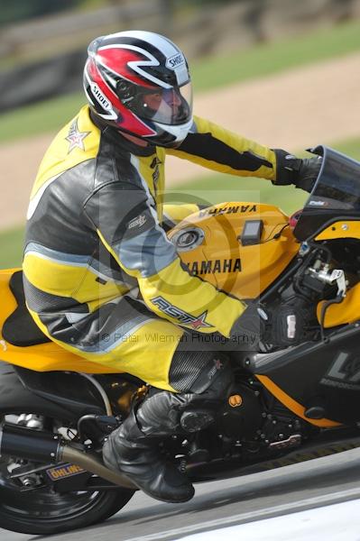 Motorcycle action photographs;Trackday digital images;donington;donington park leicestershire;donington photographs;event digital images;eventdigitalimages;no limits trackday;peter wileman photography;trackday;trackday photos