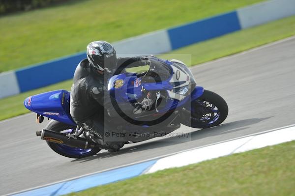 Motorcycle action photographs;Trackday digital images;donington;donington park leicestershire;donington photographs;event digital images;eventdigitalimages;no limits trackday;peter wileman photography;trackday;trackday photos