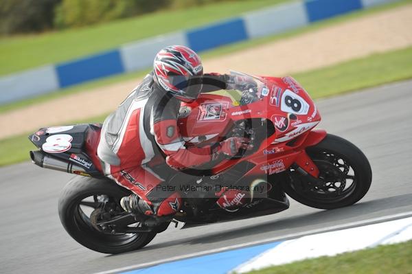 Motorcycle action photographs;Trackday digital images;donington;donington park leicestershire;donington photographs;event digital images;eventdigitalimages;no limits trackday;peter wileman photography;trackday;trackday photos