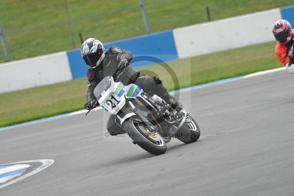 Motorcycle action photographs;Trackday digital images;donington;donington park leicestershire;donington photographs;event digital images;eventdigitalimages;no limits trackday;peter wileman photography;trackday;trackday photos