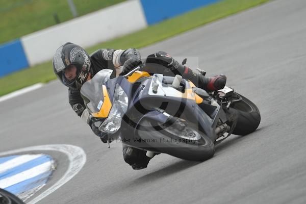 Motorcycle action photographs;Trackday digital images;donington;donington park leicestershire;donington photographs;event digital images;eventdigitalimages;no limits trackday;peter wileman photography;trackday;trackday photos