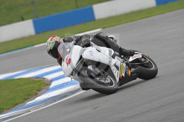 Motorcycle action photographs;Trackday digital images;donington;donington park leicestershire;donington photographs;event digital images;eventdigitalimages;no limits trackday;peter wileman photography;trackday;trackday photos